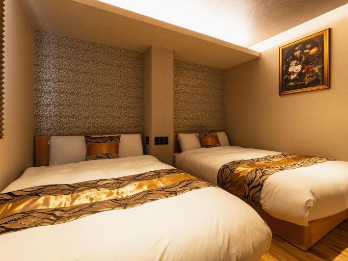 Bedroom 4, Grand Base Beppuekimae, Beppu