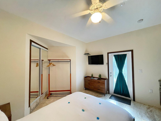 Bedroom, Azul del Mar, Monroe