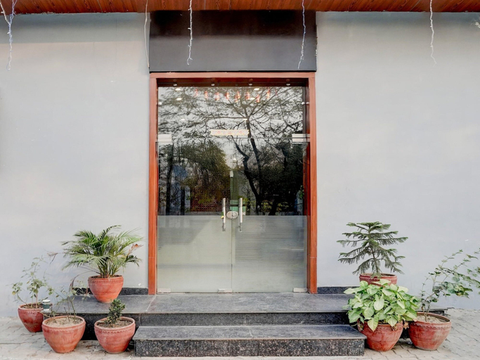 Reception 2, Suiteamar Villa, Amritsar