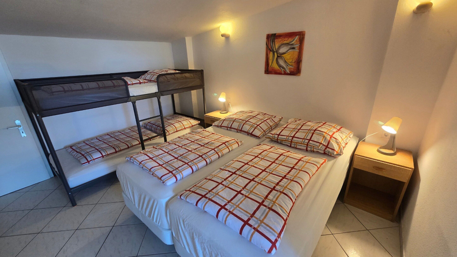 Room 4, Mobile Home im Ferienpark mit Seezugang, Ludwigslust-Parchim