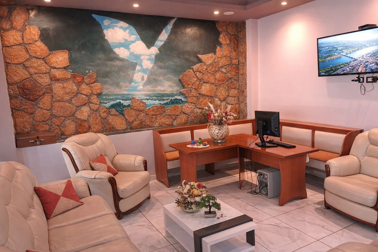 Others 5, Hotel Buzi Berat, Beratit