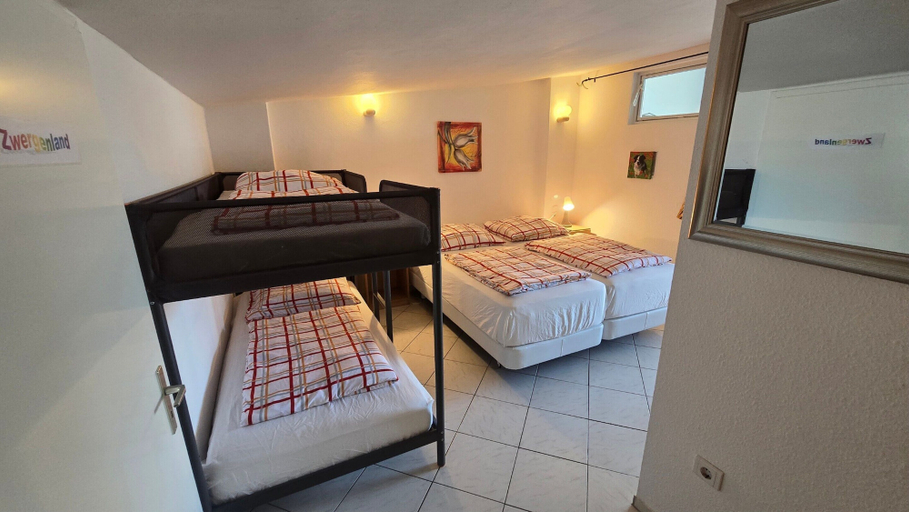 Room 5, Mobile Home im Ferienpark mit Seezugang, Ludwigslust-Parchim