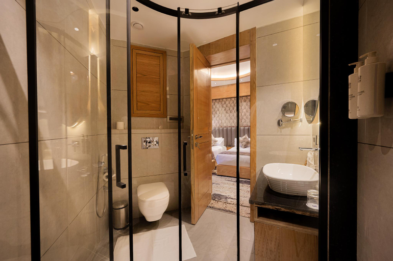 Bathroom 2, Ananta Express, Reasi