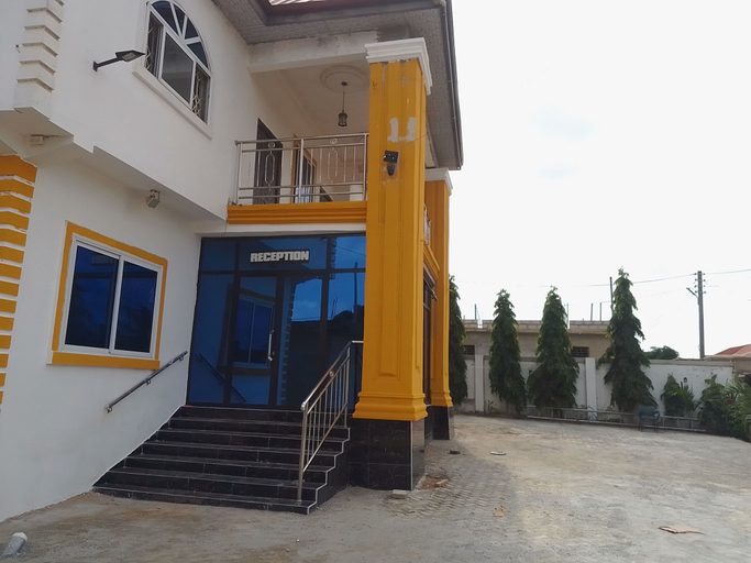 Exterior detail 2, Casa de royal guest house, Awutu Efutu Senya