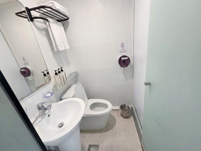 Bathroom 5, Ekonomy Hotel Myeongdong premier, Jung