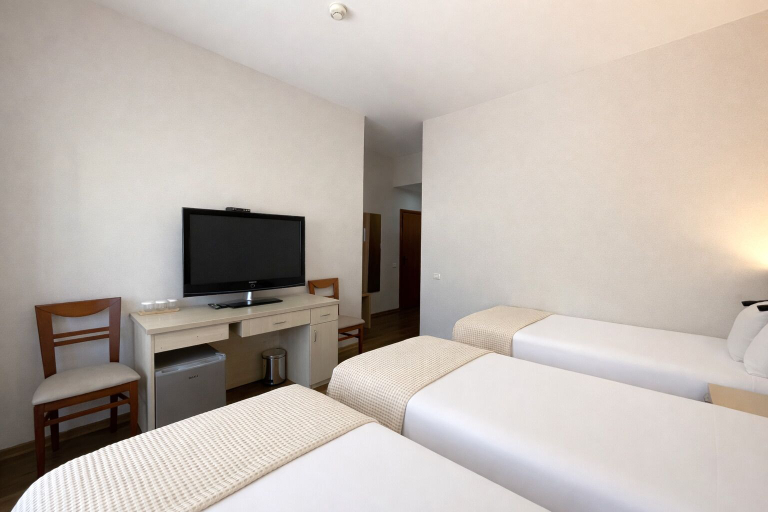 Bedroom 3, Signature Idea Hotel, Tiranës