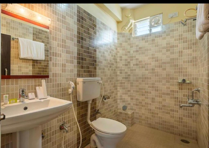 Bathroom 4, Daffodil Suites, Manyata Tech Park, Bengaluru, Bangalore