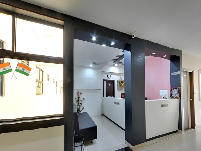 Others 4, Skylon Hotel, Gandhinagar