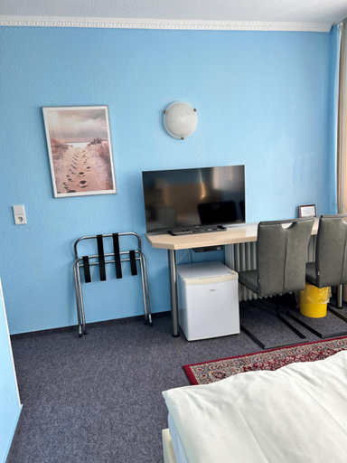 Bedroom 3, Hotel Jagerhof, Wiesbaden