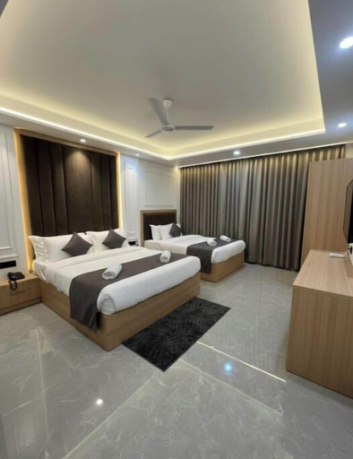 Room 4, Narayana Grand Hotel, Delhi