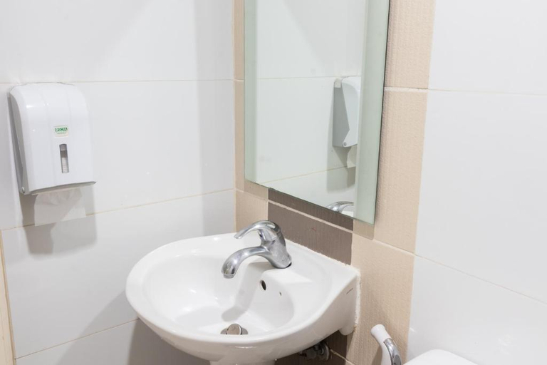 Bathroom 4, Hotel Sogo Makati Avenue, Makati City