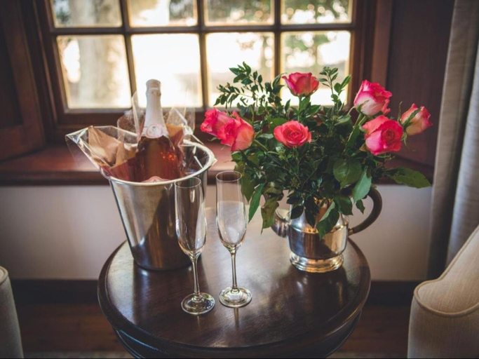 Food & Drinks 5, Meerendal Boutique Hotel, City of Cape Town