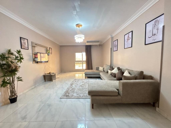 Interior, Elite Apartments in Mohandseen-Families, Ad-Duqi