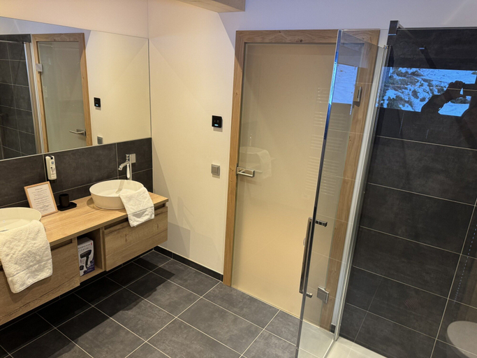 Bathroom 3, Chalet in Turrach With Sauna & hot tub, Murau