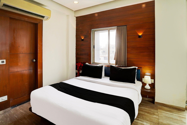 Room 3, Super Collection O Airport Road Hotel, Ahmadabad