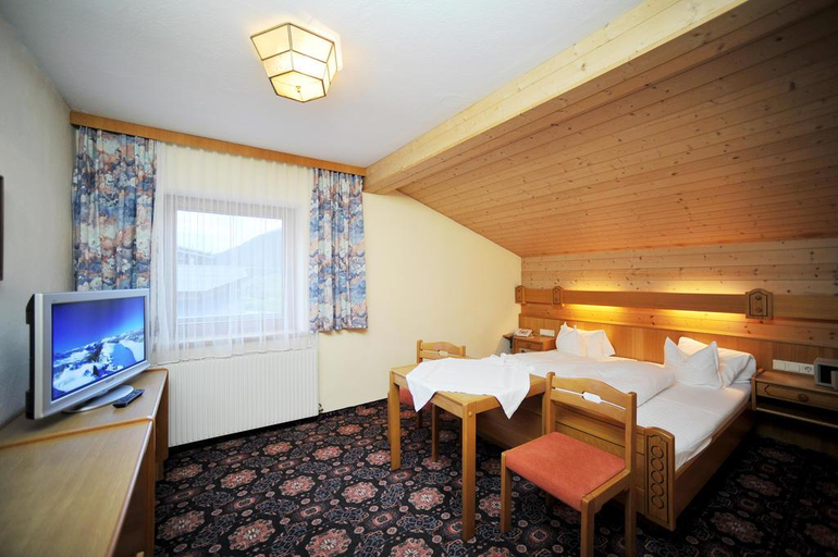 Bedroom 3, Thermal Badhotel Kirchler, Schwaz