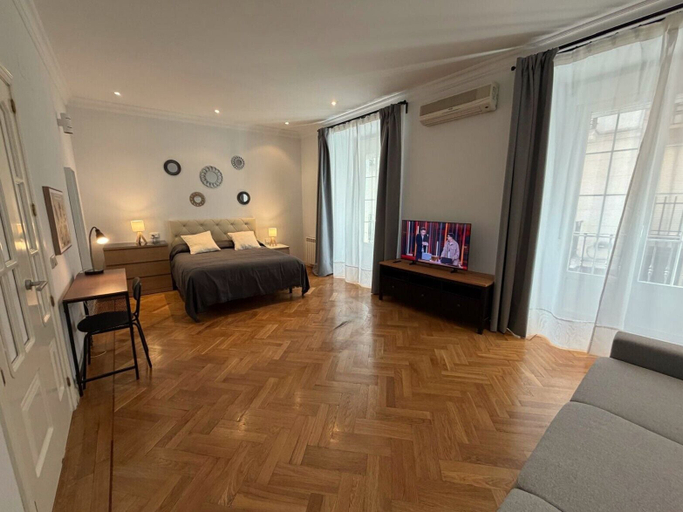 Room 3, Habitaciones Libertad, Madrid
