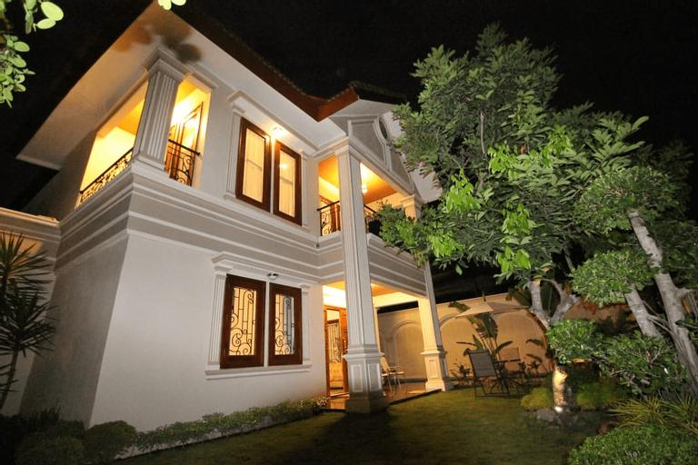 Exterior & Views 4, Fernasya Guest House, Bantul