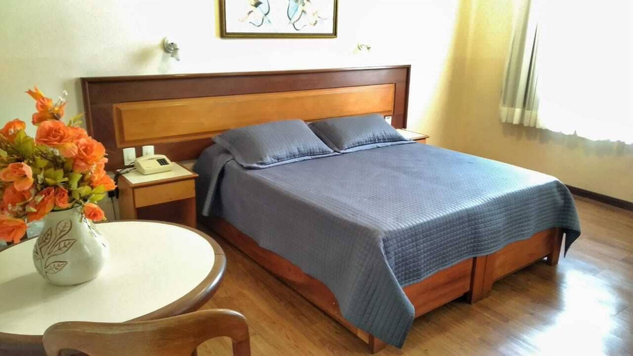 Bedroom 4, Hotel Dominguez Plaza, Nova Friburgo