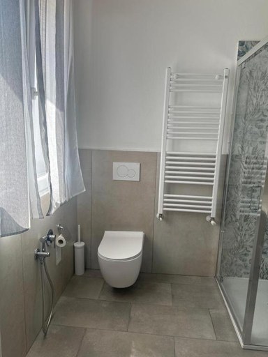 Bathroom 2, Franciacorta Rooms, Brescia