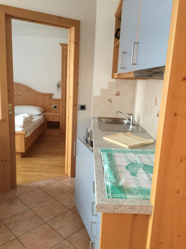 Bathroom, Garni Cristallo, Bolzano