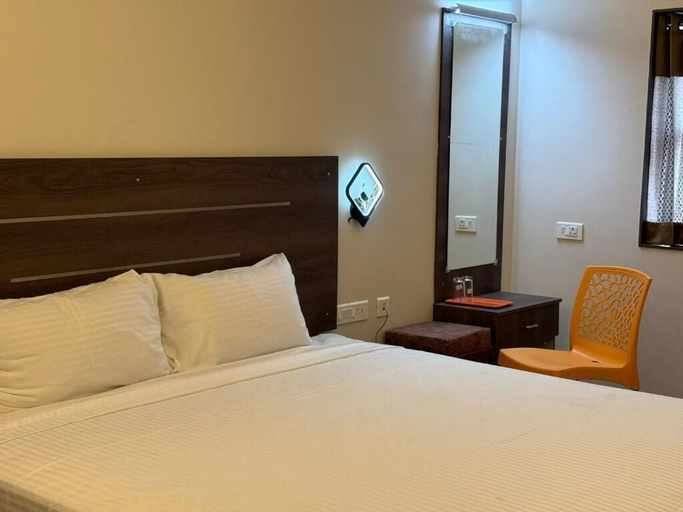 Room 3, Sam's Court Elite Stay, Tiruchirappalli