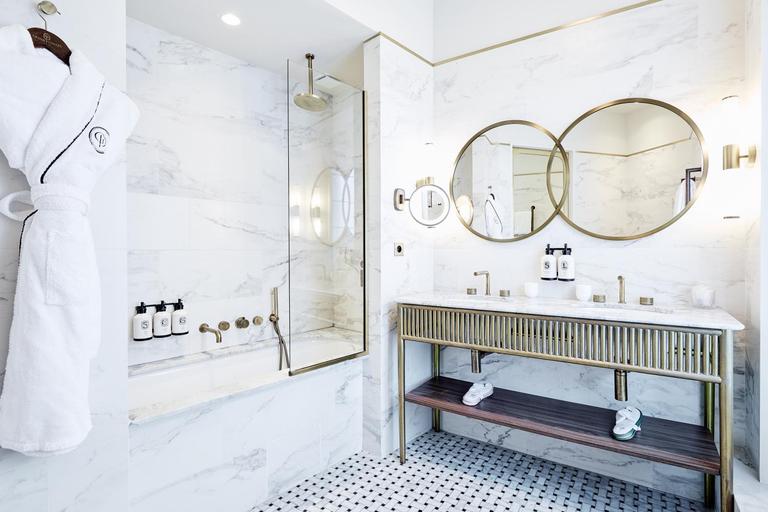 Bathroom 4, Grand Powers Hotel, Paris