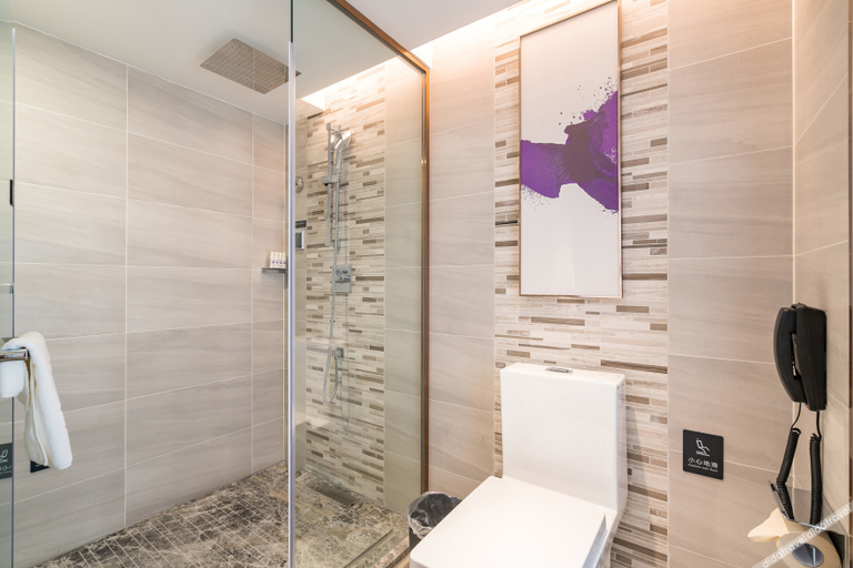Bathroom 3, Lavande Hotel Beijing Nanyuan Heyi Metro Station, Beijing