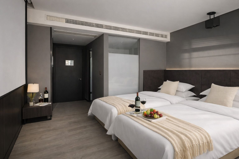 Room 3, Chengdu Suli Travel Hotel, Chengdu