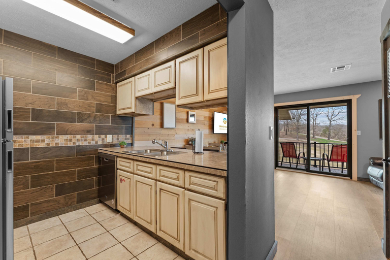 Interior, Hole-in-one Hideaway For 4, Taney