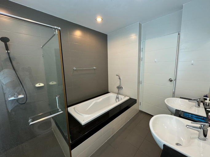 Bathroom 5, Veloche Group, Phuket Island