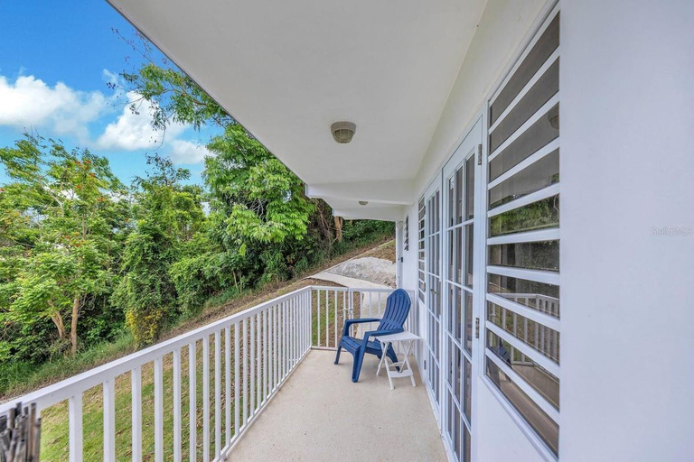 Others 5, Mango Hill Retreat
