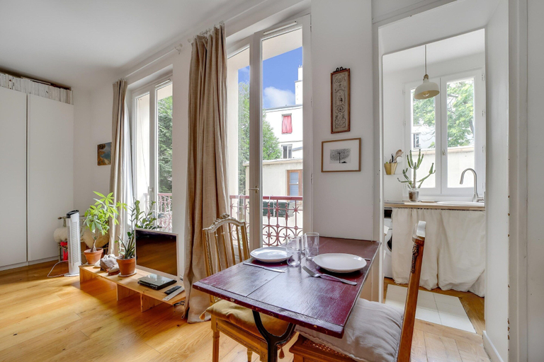 Dining 2, Lovely Apartment Near Paris, Seine-Saint-Denis