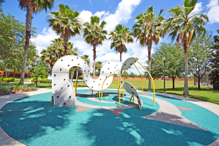 Sports and Entertainment 3, Solana Resort Homes, Polk
