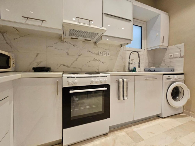 Room 2, J&G Luxury Apartment - Athens Town, Attica