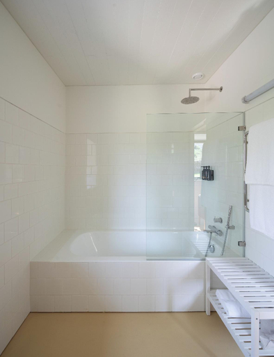 Bathroom 5, Quinta do Outeiro 1598, Ponte da Barca
