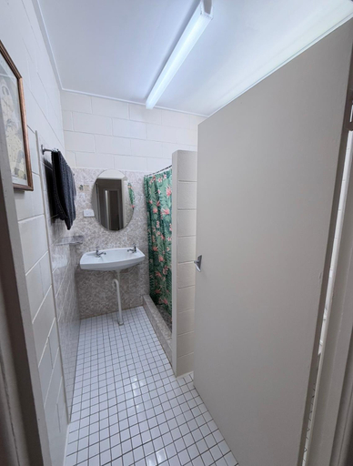 Bathroom, Tropical City Motor Inn, Burdekin
