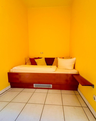 Bedroom 3, Hotel Café Nahetal, Mainz-Bingen