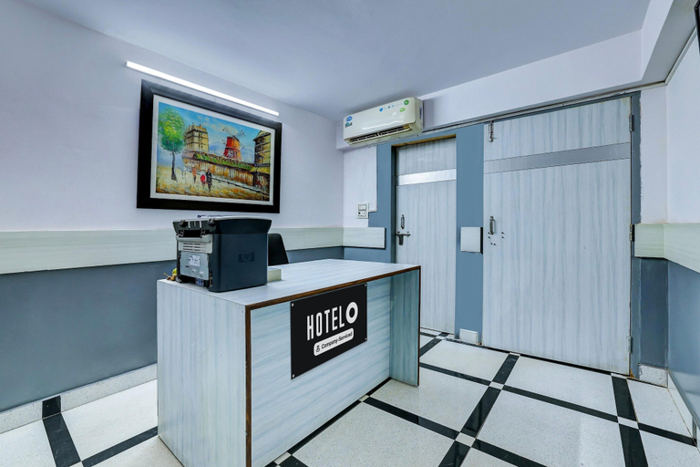 Reception 4, Classic With Balcony O DLF Phase 1, Gurgaon