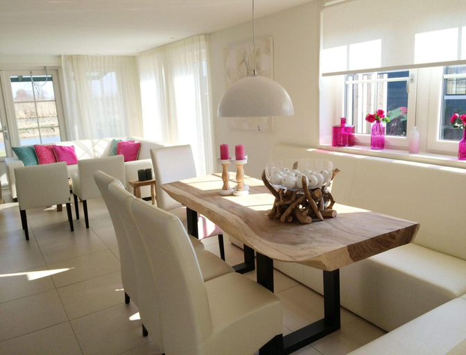 Dining 2, Alkmaar Cozy Dutch Villa, Graft-De Rijp
