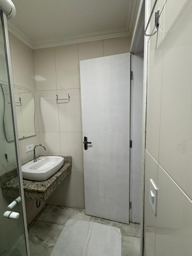 Bathroom 3, ASP hospedaria, Paranaguá