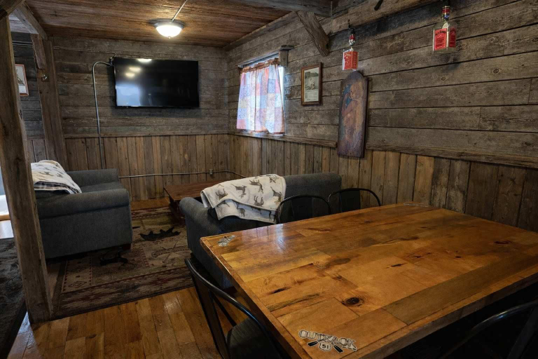 Interior 4, Outback Shack: Lake Access Studio in Woodruff, Vilas