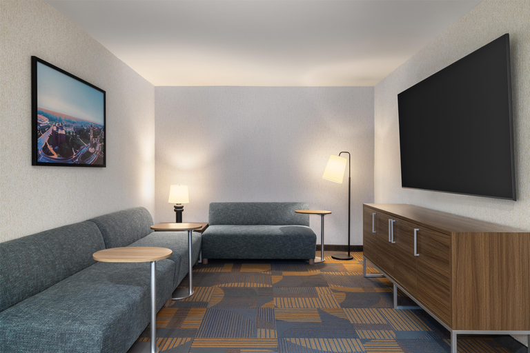 Public Area 3, Home2 Suites By Hilton Muncie, Delaware