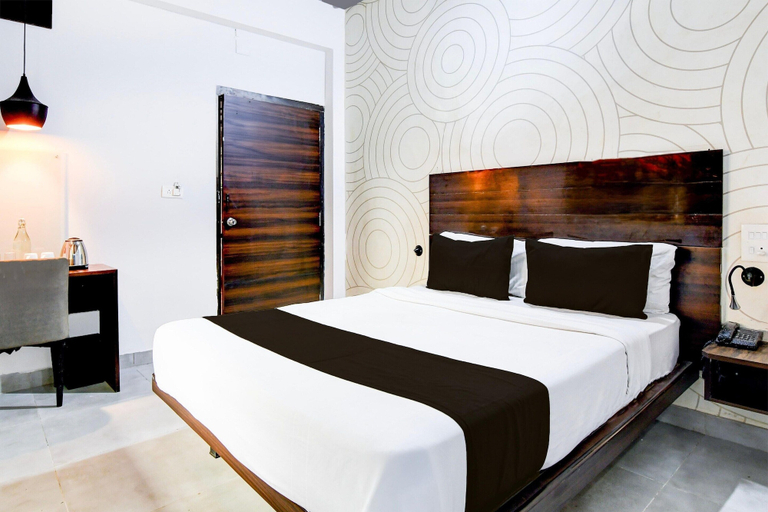 Room 3, Deluxe Chandrasekharpur, Cuttack