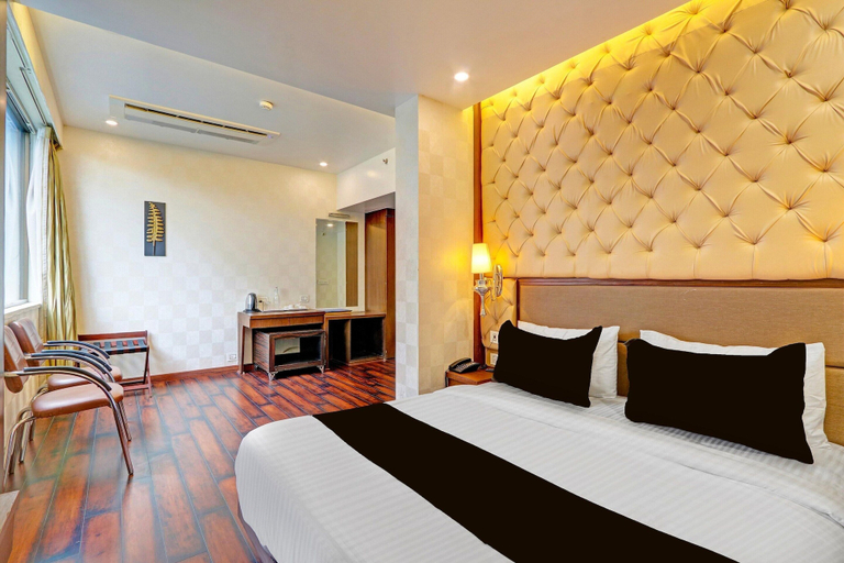 Room 3, Deluxe With Twin Bedhotel Zero Mile Sitabuldi, Nagpur