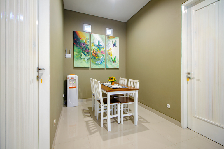 Public Area 4, 939 Rumah Teteh Syariah Kledokan, Sleman
