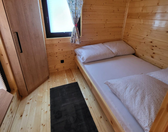 Room 3, Holiday Homes With Terraces, Sauna + Whirlpool, Koszalin