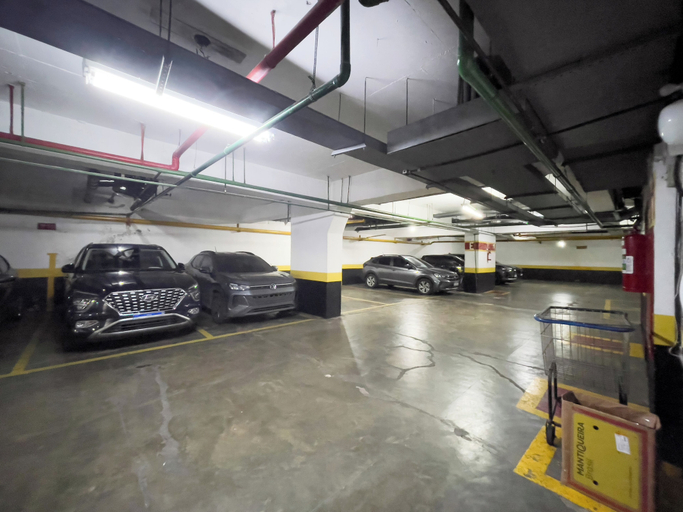 Property grounds 3, New York Plaza, São Paulo