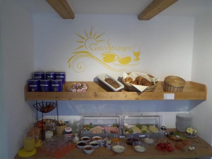 Food & Drinks 5, Hotel Garni Mowe, Starnberg
