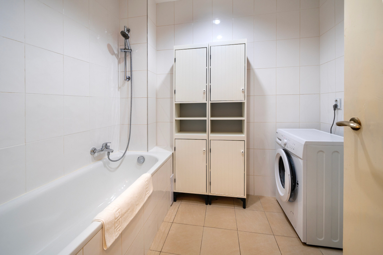 Bathroom 4, New Town - Apple Apartments, Praha 1